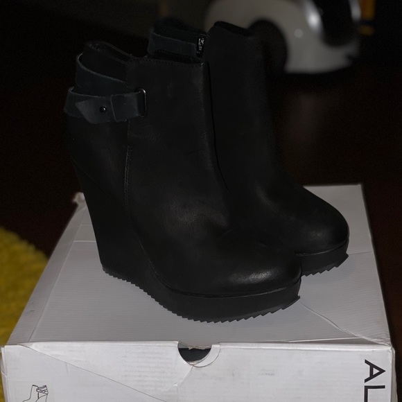 Aldo Women’s Savary Bootie - Picture 2 of 7